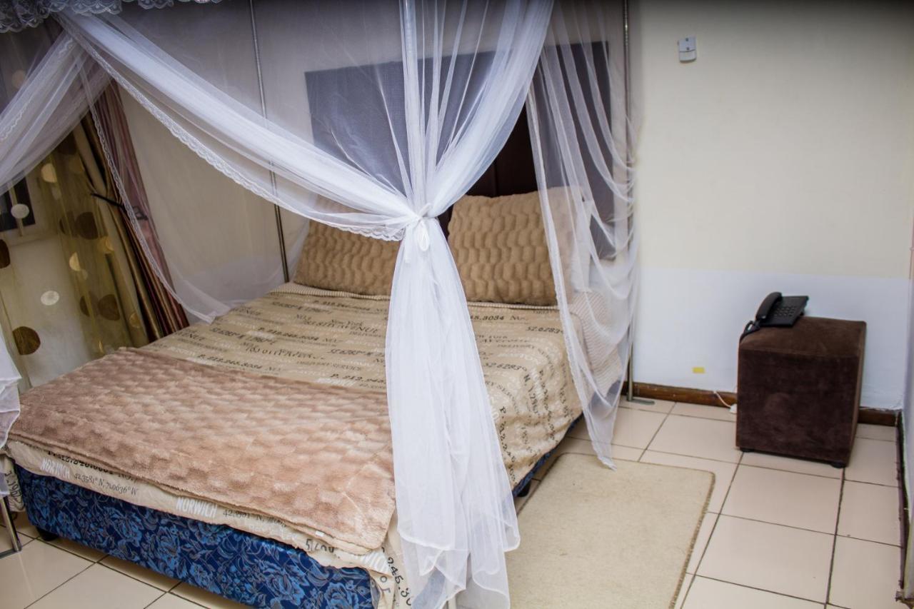 Rugems Executive Lodge Lusaka Esterno foto